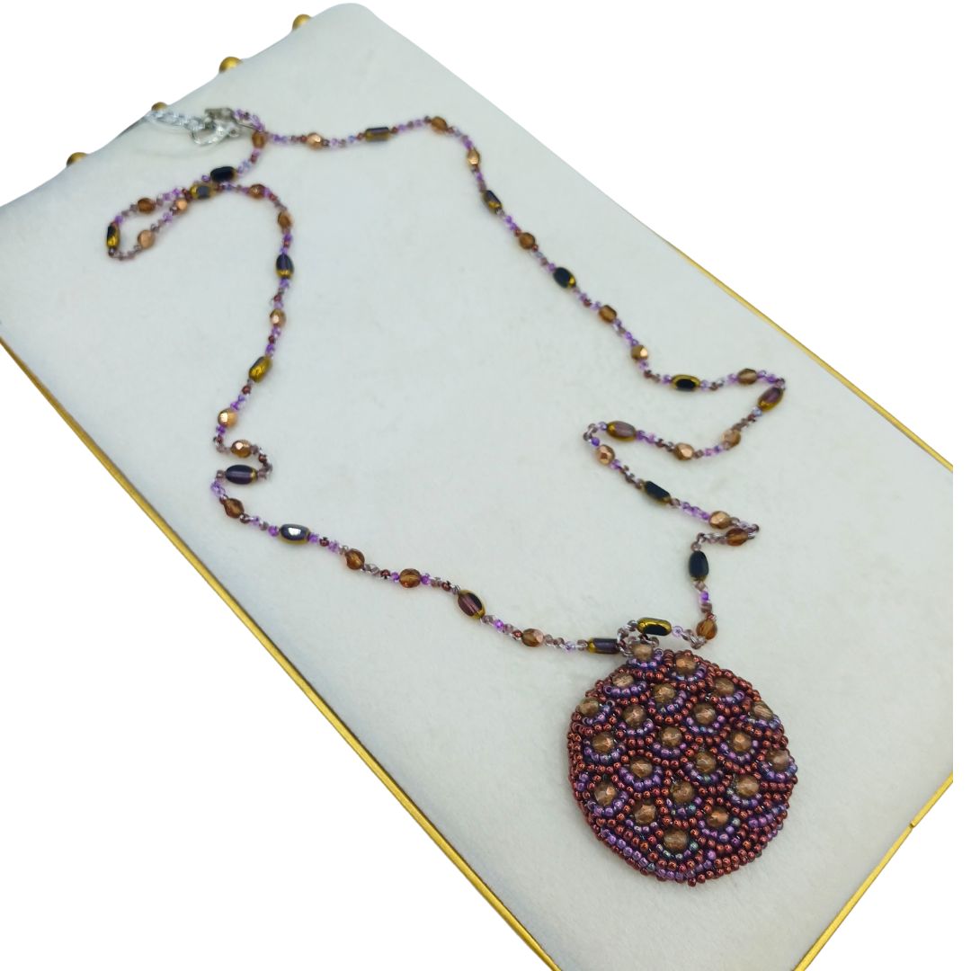 Colar artesanal com cristais Roxo Ambar2