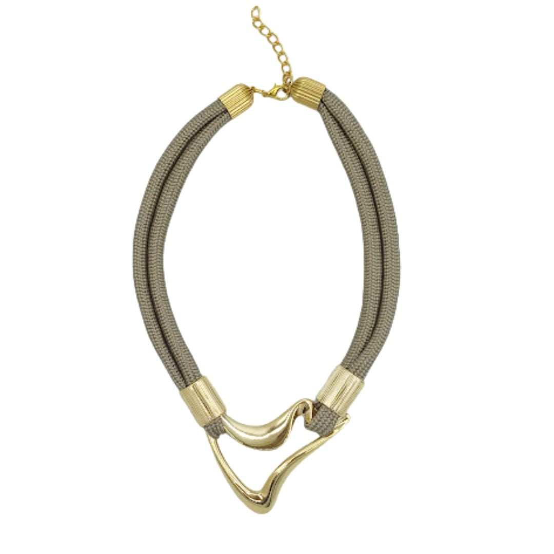 Colar elegante corda náutica- Bege e Dourado2