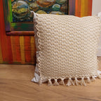 Almofada Decorativa com Renda Artesanal em Linho