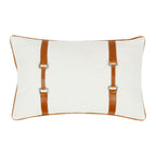 Almofada branca com fivela (capa)