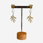 Brincos Ramo Dourado com Pérola Natural