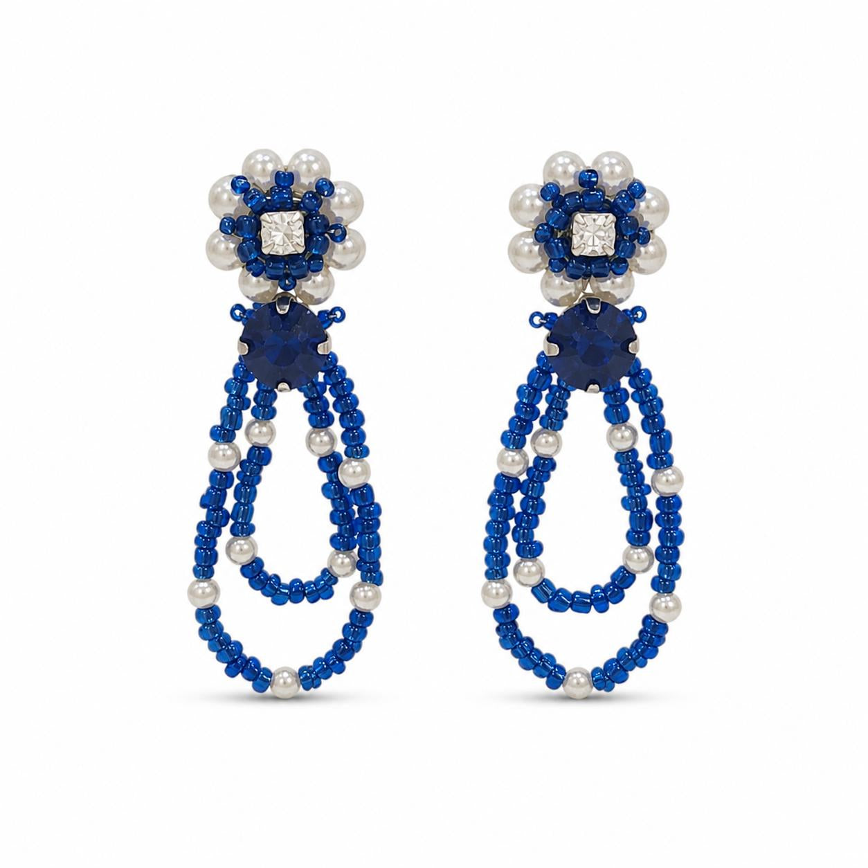 Brincos artesanais Iluztro- pérolas e azul royal – modelo aro duplo exclusivo