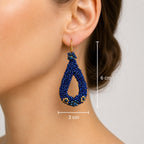 Brincos artesanais Iluztro-missangas azuis e cristais – modelo Deep Blue exclusivo