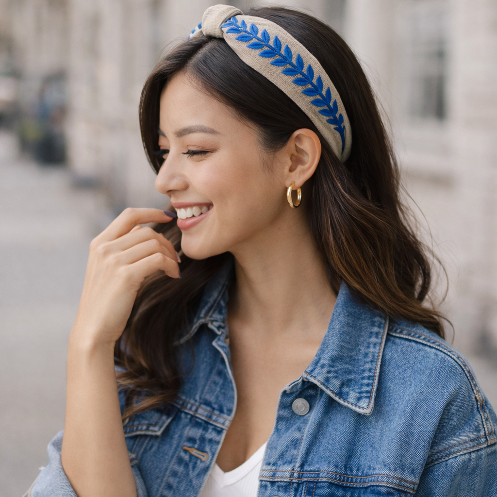 Bandolete Latido em algodão bordado bege e azul