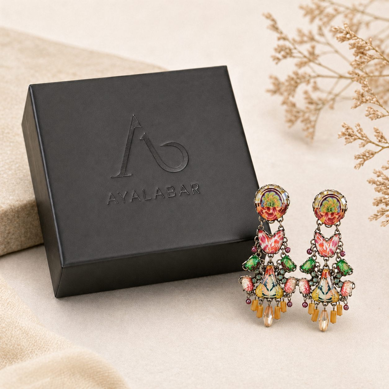 Pendientes Colgantes Ayala Bar con Cristales Verde Coral y Plateado