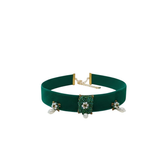Choker Iluztro em veludo verde com pérolas – gargantilha artesanal exclusiva