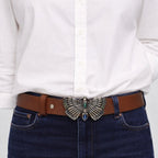 Cinto de Pele Castanha com Fivela Borboleta