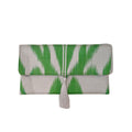 Clutch Artesanal Ikat Verde e Branco