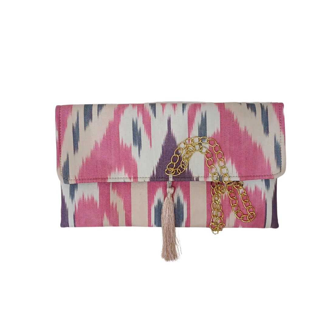 Clutch artesanal Ikat Rosa e bege1