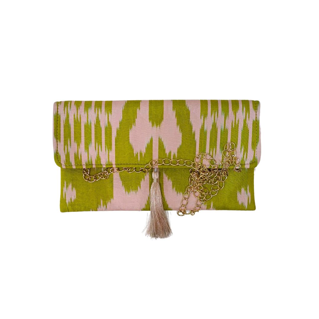 Clutch artesanal Ikat Verde e Rosa1