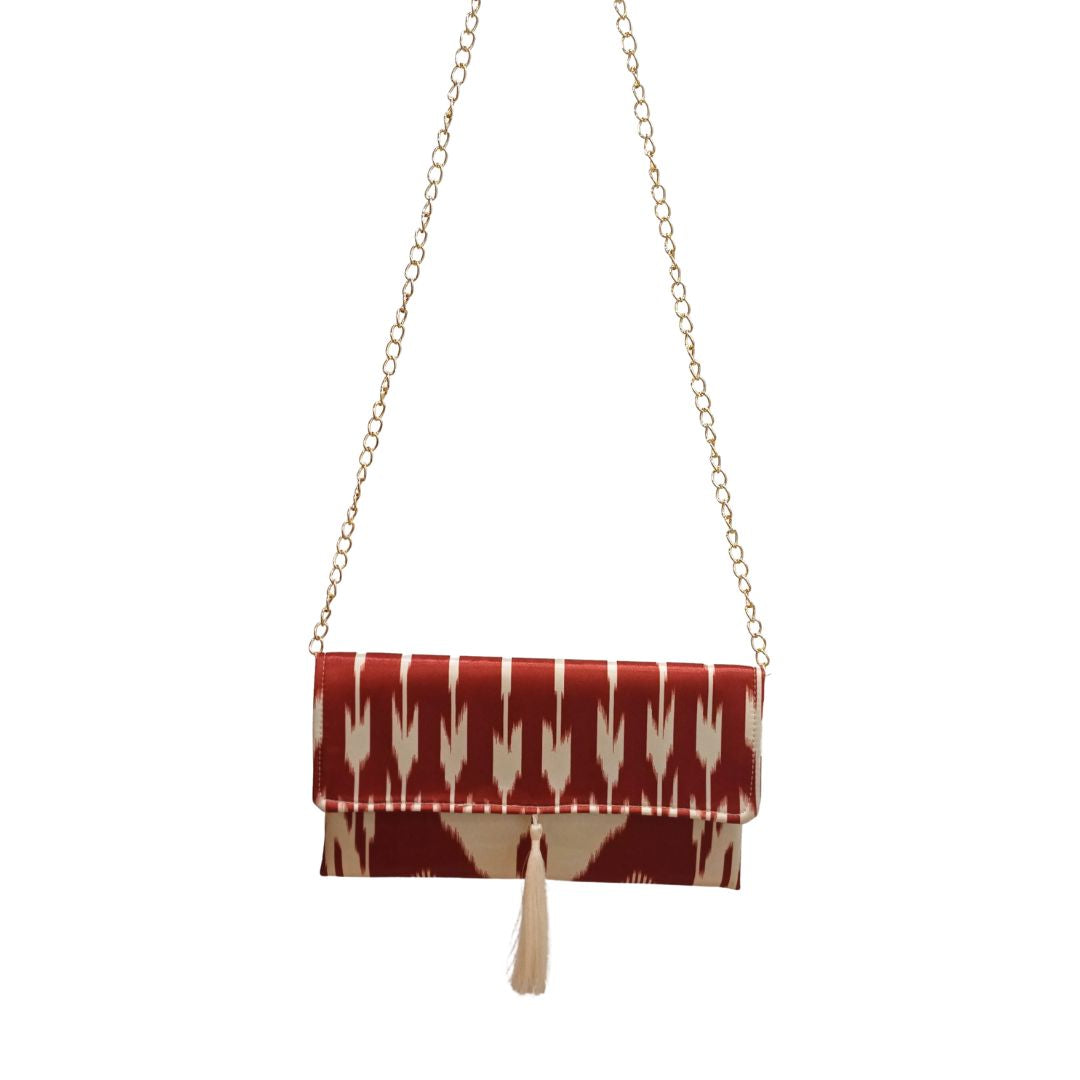 Clutch artesanal em Brick e Bege