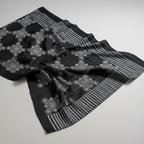 Pashmina Artesanal em Seda Natural – Preto & Branco