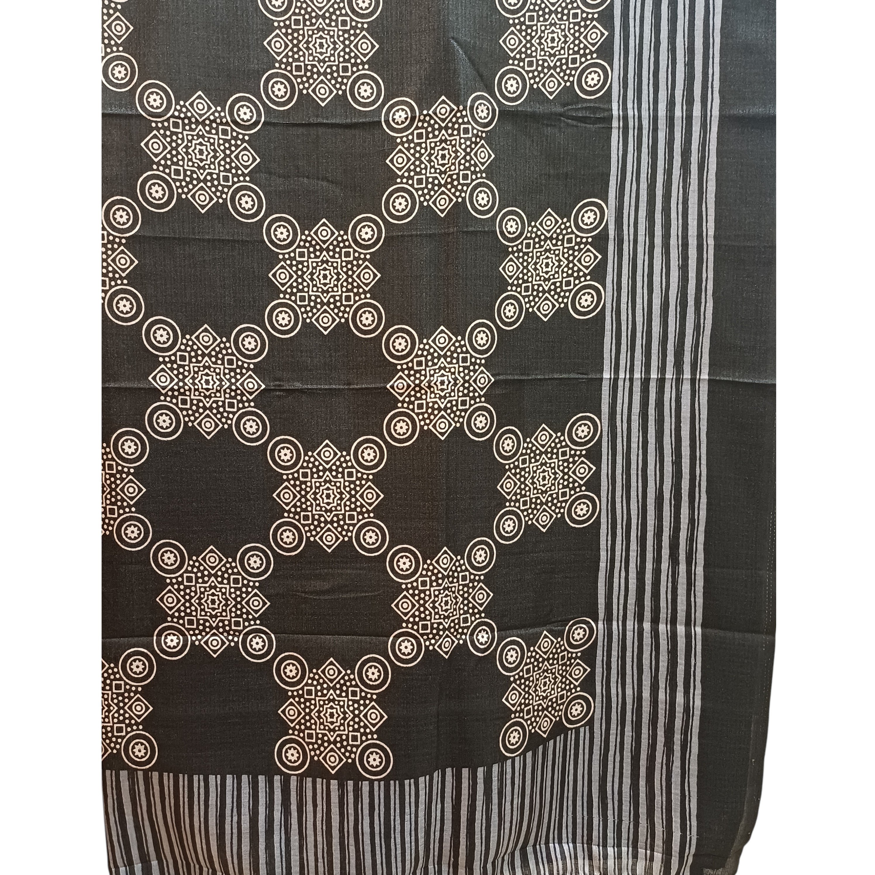 Pashmina Artesanal em Seda Natural – Preto & Branco
