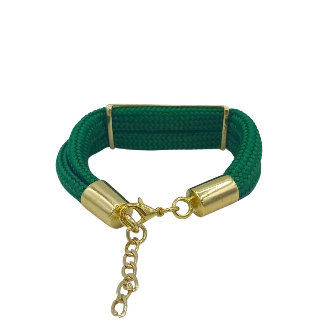 Pulseira feminina artesanal em cordão verde