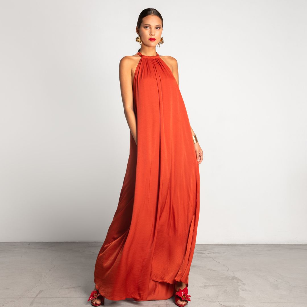 Vestido Comprido Moutaki em Tecido Fluído, Decote Halter