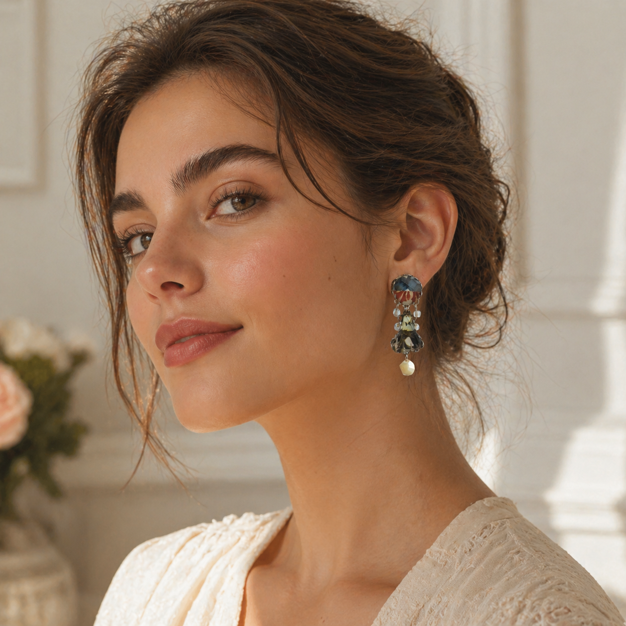 Brincos Ayala Bar com Cristais Azul, verde e Pérola Creme