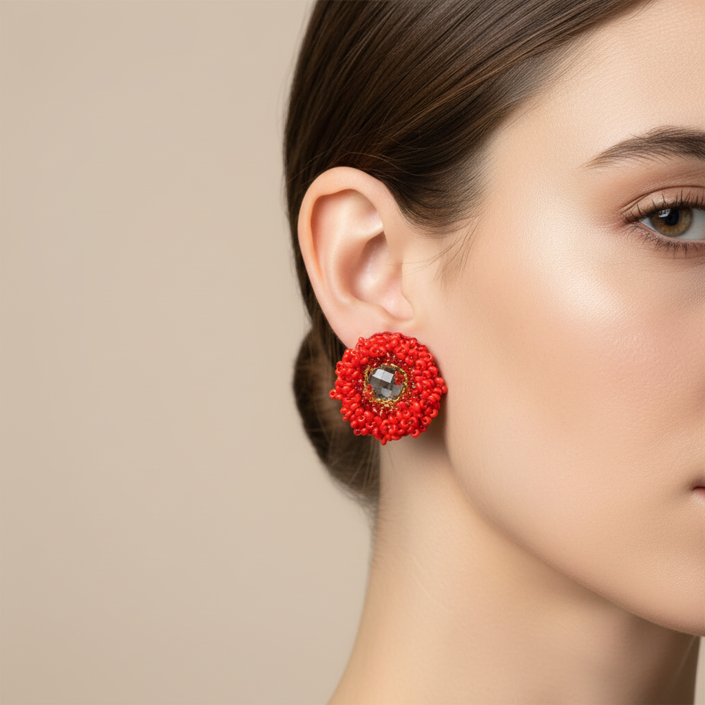 Imagem lifestyle - Brincos de festa vermelhos em modelo